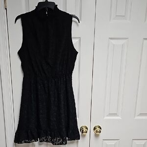 Black Sleeveless Knee-Length Cocktail Dress